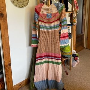 Women’s crochet dress from VRG girl size 10 fits more like a 6-8!